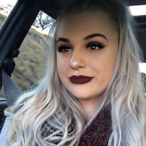 Meet your Posher, Tabitha